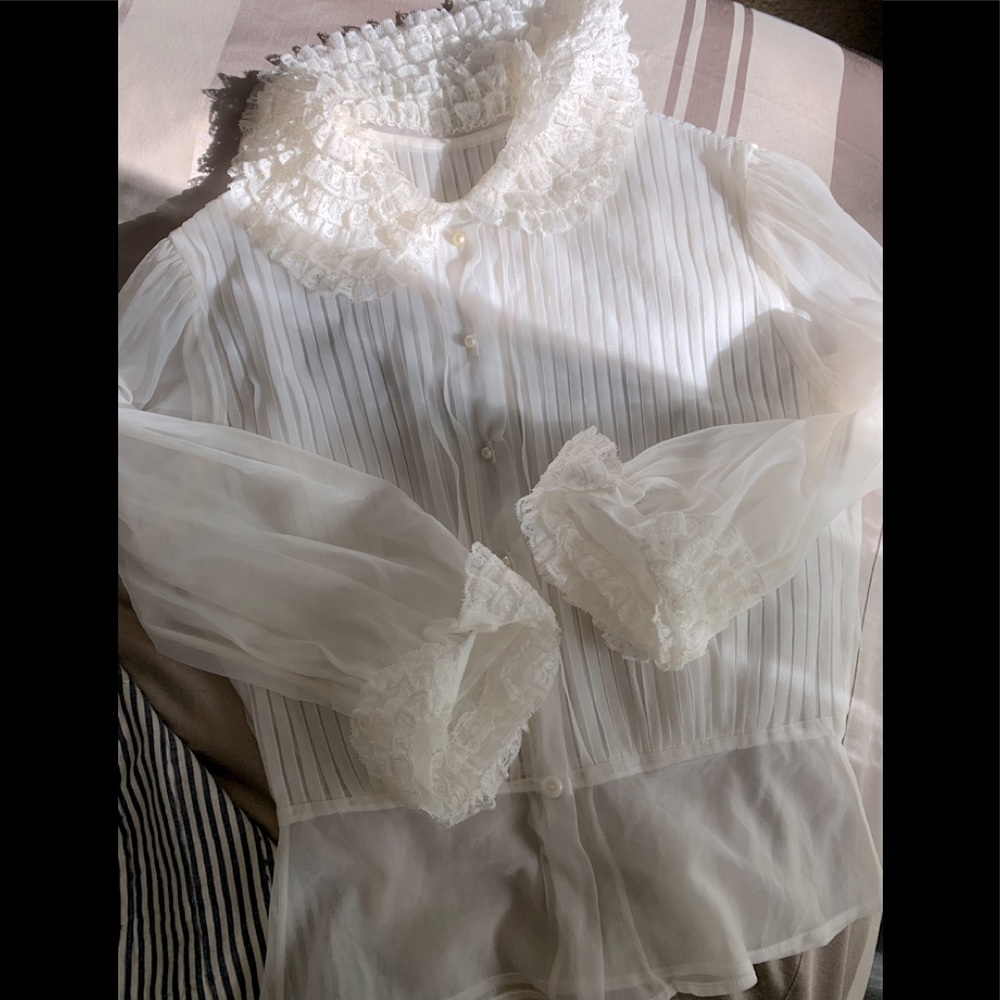 Sheer Ruffled Top - Picture 4 of 4